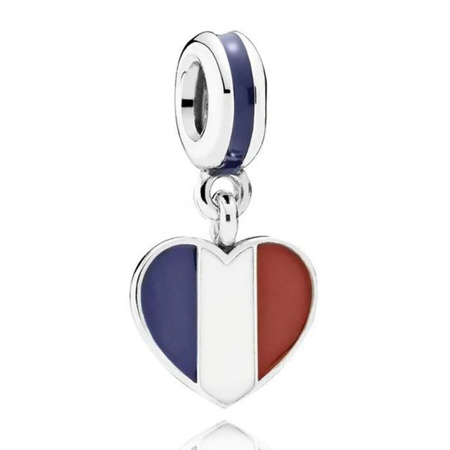 Berloque Bandeira da França em Prata 925 com coração azul branco e vermelho estilo Pandora