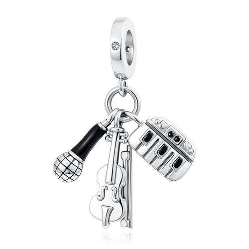 Berloque Banda Musical em Prata 925 com microfone, violino e instrumentos para pulseira feminina