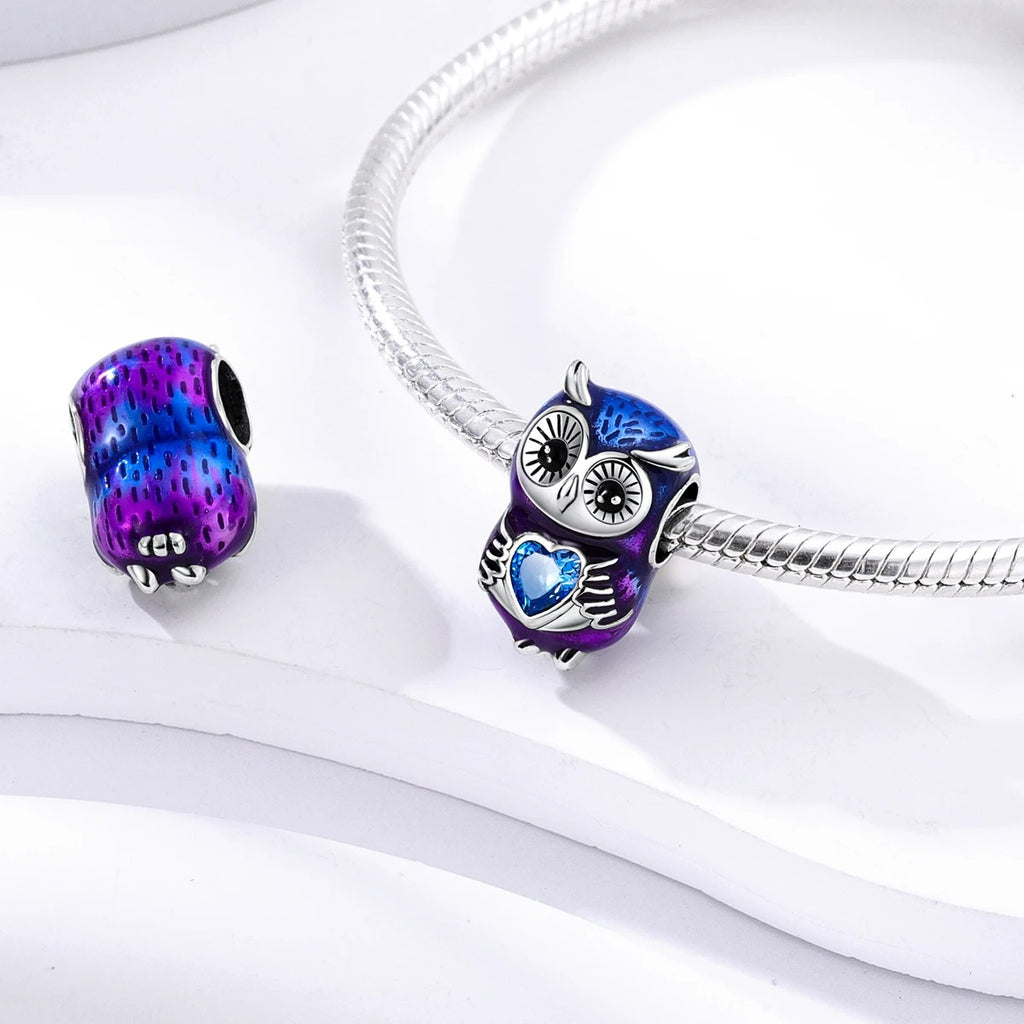 Berloque Coruja Azul em Prata 925 com coração azul para pulseira feminina